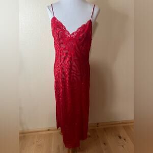 Vintage | Victoria’s Secret red lace sheer maxi slip dress LARGE Y2K